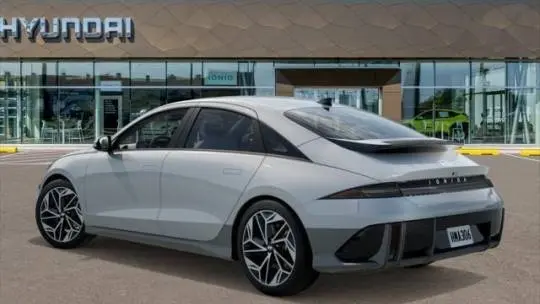 2025 Hyundai IONIQ 6 KMHM34AA9SA099482