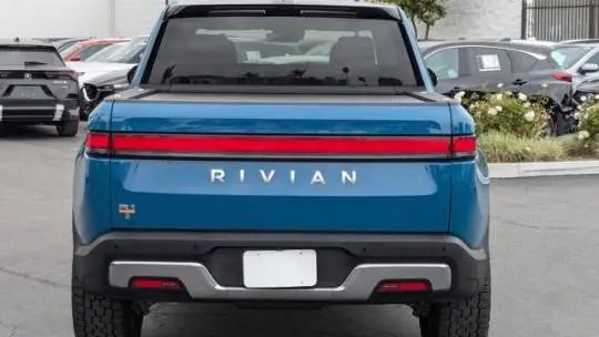 2022 Rivian R1T 7FCTGAALXNN000096
