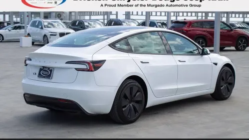 2025 Tesla Model 3 5YJ3E1EA5SF908003