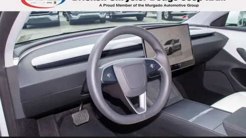 2025 Tesla Model 3 5YJ3E1EA5SF908003