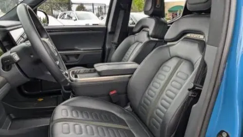 2022 Rivian R1T 7FCTGAALXNN000096