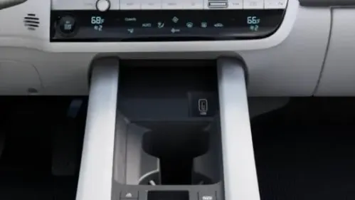 2025 Hyundai IONIQ 6 KMHM34AA9SA099482
