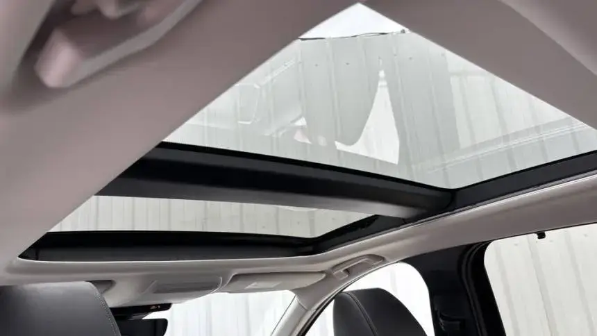 2024 Mazda CX-90 - Images - 31