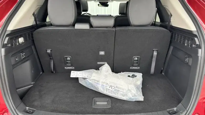 2024 Mazda CX-90 - Images - 32