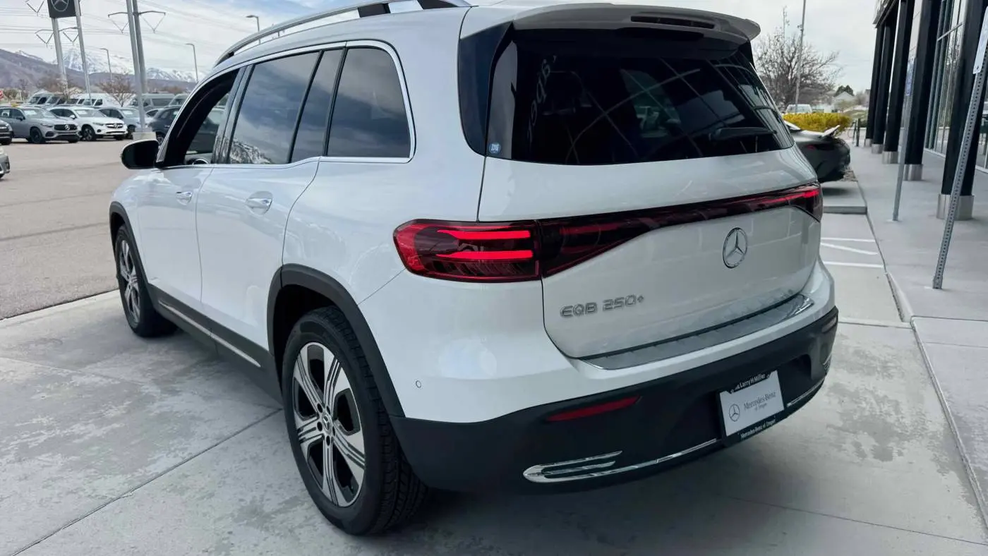 2024 Mercedes EQB W1N9M0CB9RN077502