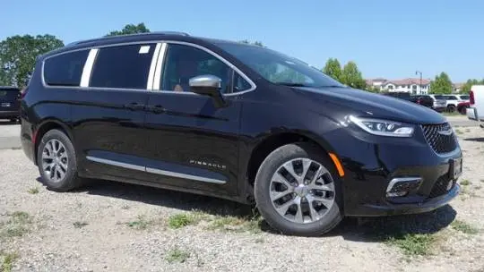 2025 Chrysler Pacifica 2C4RC1N79SR576219