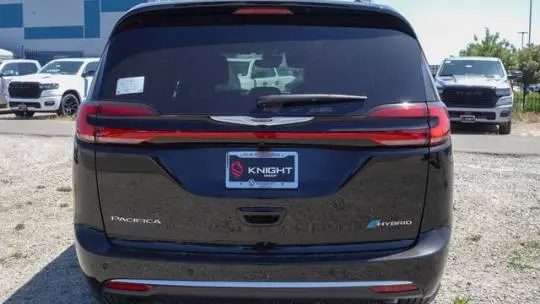 2025 Chrysler Pacifica 2C4RC1N79SR576219