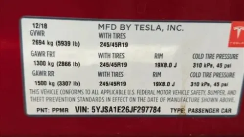 2018 Tesla Model S 5YJSA1E26JF297784
