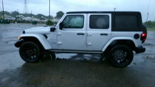 2023 Jeep Wrangler 1C4JJXP62PW698901