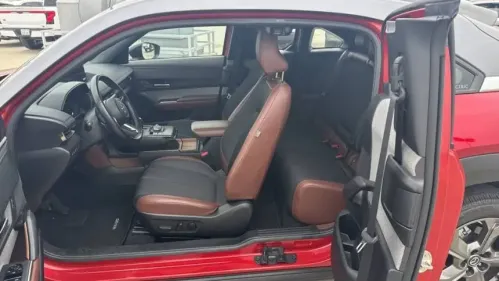 2022 Mazda MX-30 EV - Images - 8