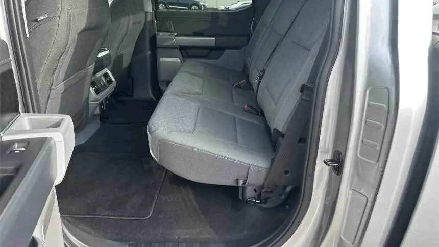 2024 Ford F-150 Lightning 1FT6W3L72RWG20491