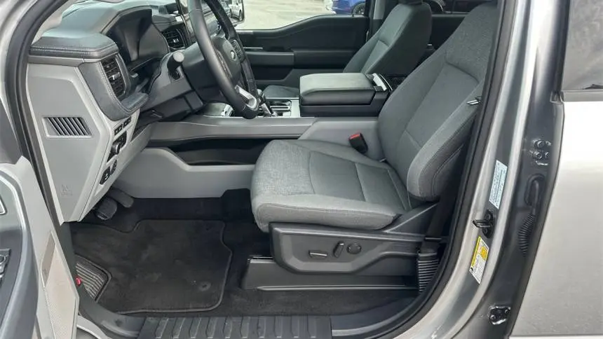 2024 Ford F-150 Lightning 1FT6W3L72RWG20491
