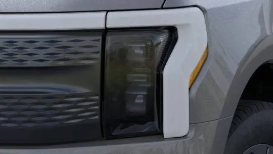 2025 Ford F-150 Lightning 1FT6W3LU5SWG14535