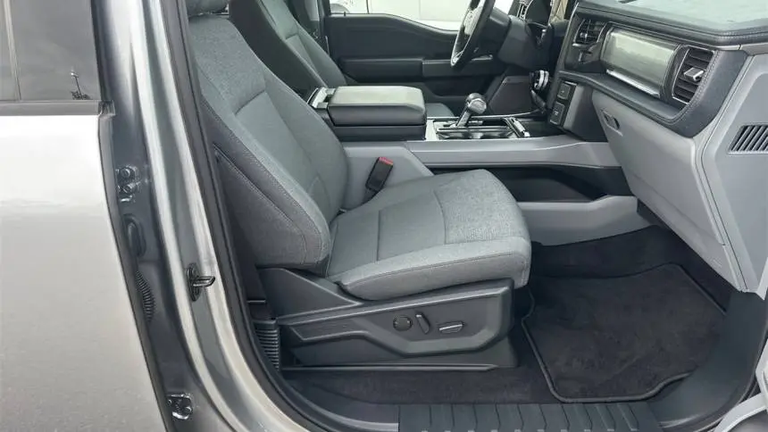 2024 Ford F-150 Lightning 1FT6W3L72RWG20491