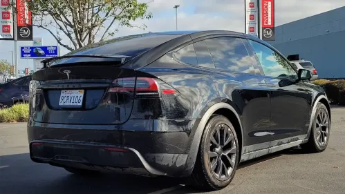2022 Tesla Model X - Images - 4