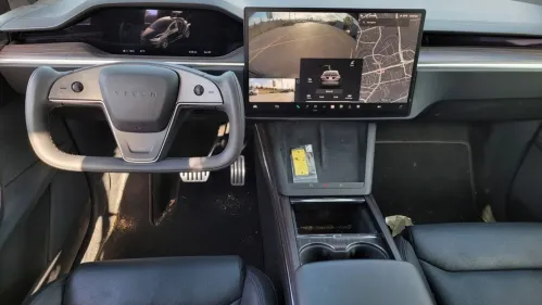 2022 Tesla Model X - Images - 7