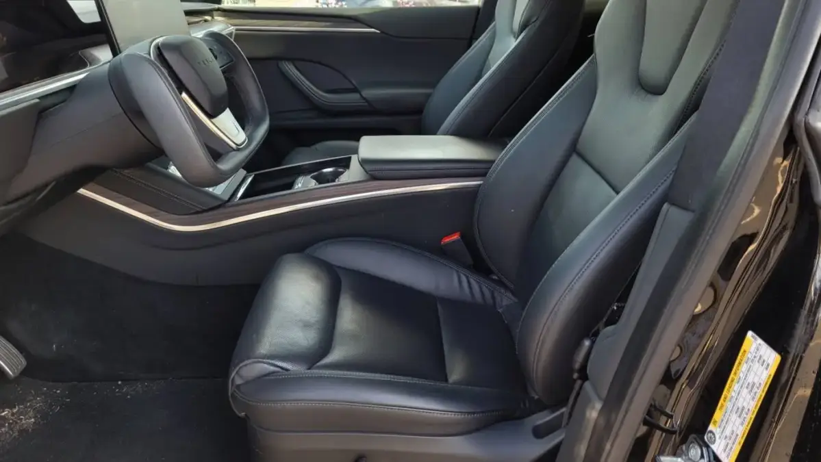 2022 Tesla Model X - Images - 8