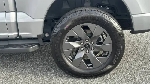 2024 Ford F-150 Lightning 1FT6W3L72RWG20491