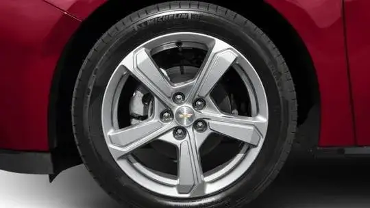 2018 Chevrolet VOLT - Images - 8