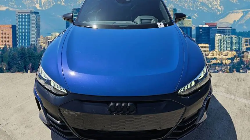 2022 Audi e-tron GT WAUEJBFW8N7006263