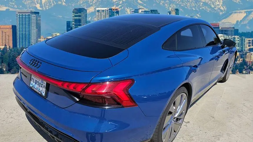 2022 Audi e-tron GT WAUEJBFW8N7006263