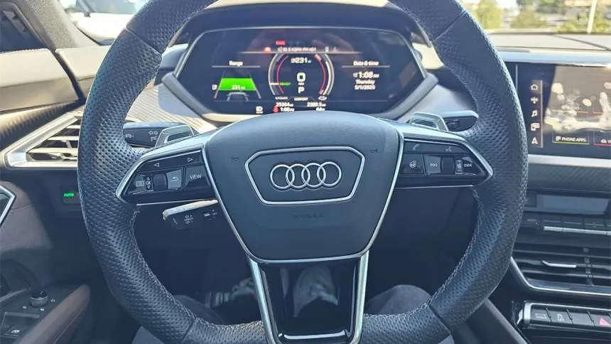 2022 Audi e-tron GT WAUEJBFW8N7006263