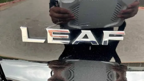 2021 Nissan LEAF 1N4BZ1CV8MC555719