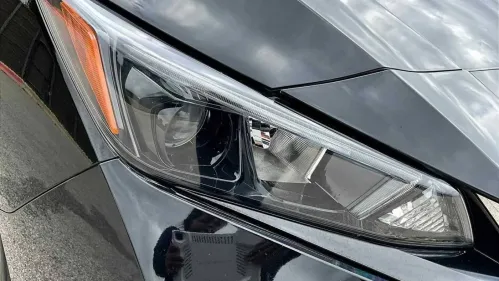 2021 Nissan LEAF 1N4BZ1CV8MC555719