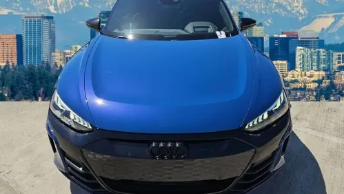 2022 Audi e-tron GT WAUEJBFW8N7006263