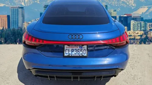 2022 Audi e-tron GT WAUEJBFW8N7006263