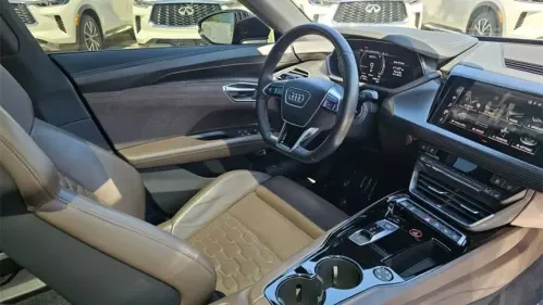 2022 Audi e-tron GT WAUEJBFW8N7006263