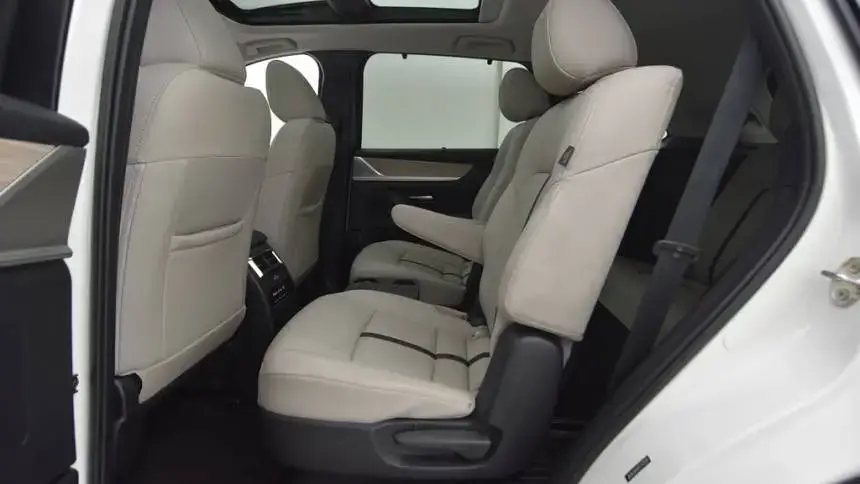 2024 Mazda CX-90 - Images - 21