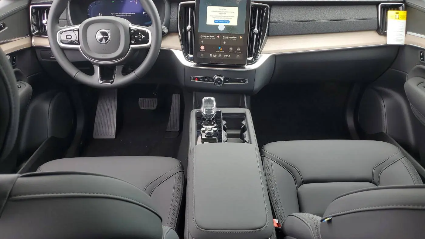 2025 Volvo XC90 YV4H60PA4S1375092