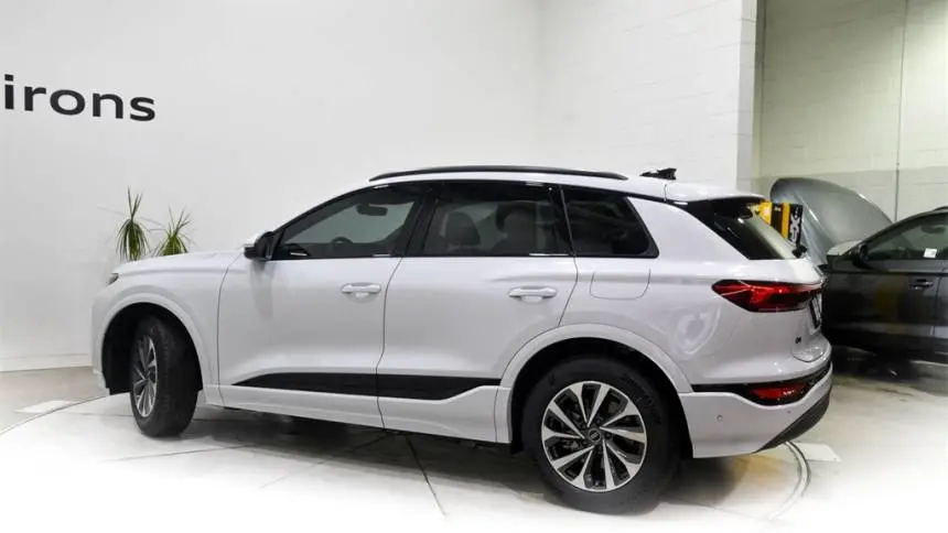2025 Audi Q6 e-tron WA124BGF9SA038241