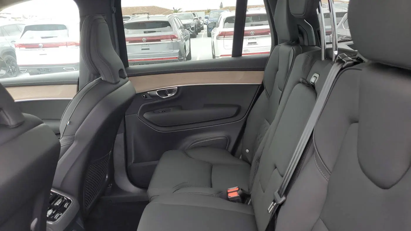 2025 Volvo XC90 YV4H60PA4S1375092