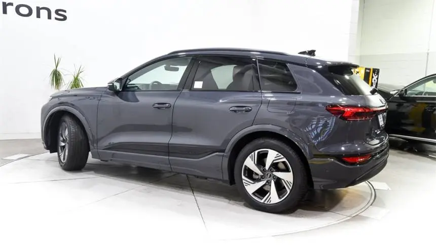 2025 Audi Q6 e-tron WA134BGF0SA037225