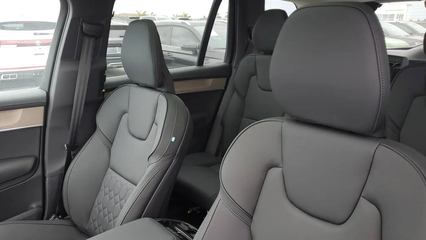 2025 Volvo XC90 YV4H60PA4S1375092