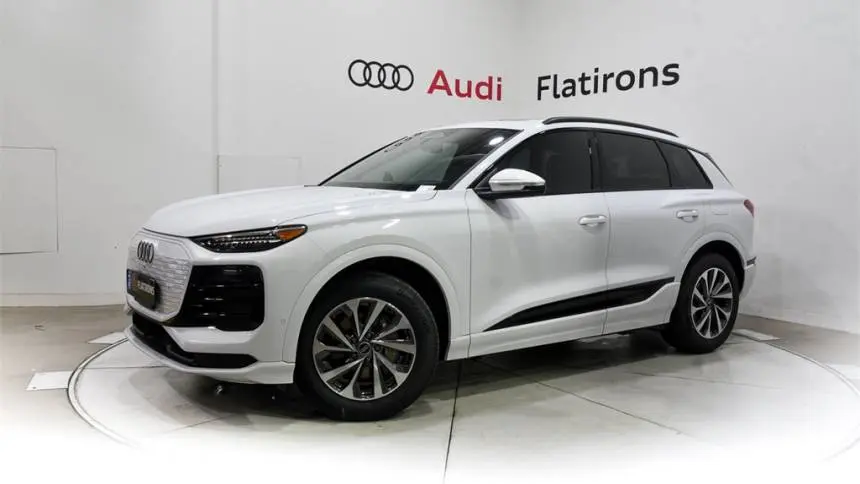 2025 Audi Q6 e-tron WA124BGF9SA038241