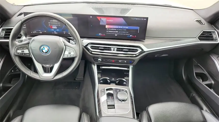 2024 BMW 3 Series 3MW39FF02R8E08108