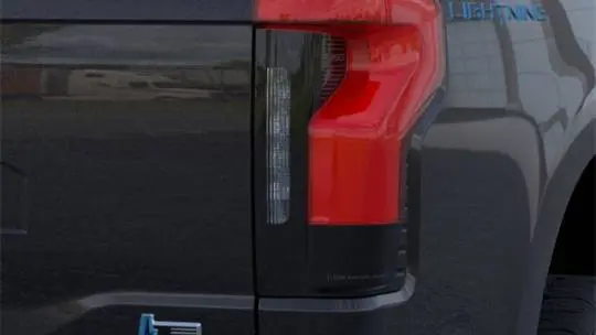 2025 Ford F-150 Lightning 1FTVW3LK8SWG11820