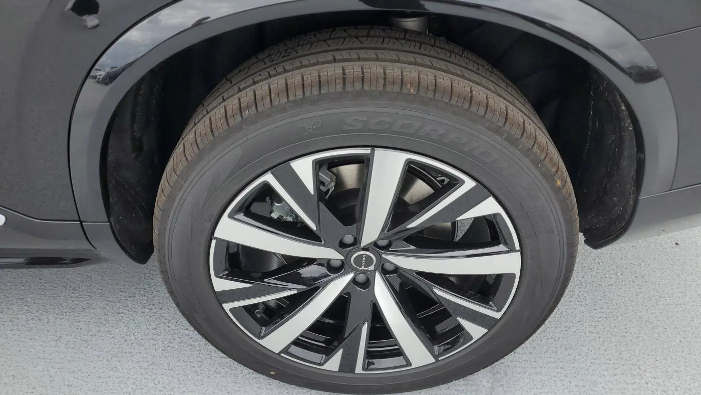 2025 Volvo XC90 YV4H60PA4S1375092