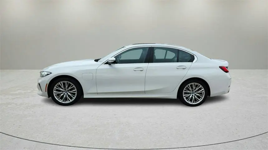 2024 BMW 3 Series 3MW39FF02R8E08108