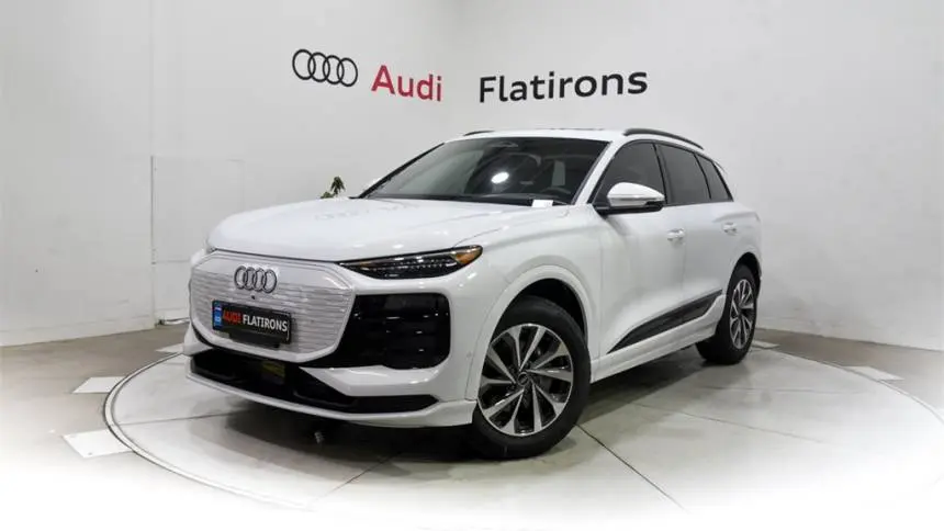 2025 Audi Q6 e-tron WA124BGF9SA038241