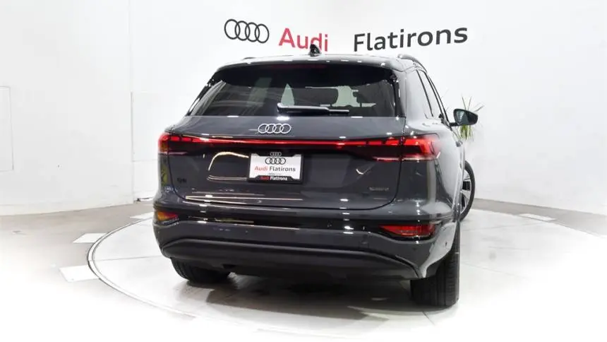 2025 Audi Q6 e-tron WA134BGF0SA037225