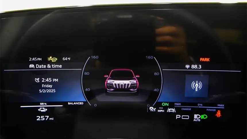 2025 Audi Q6 e-tron WA134BGF0SA037225