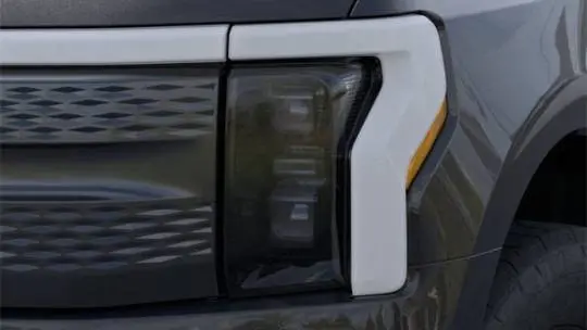 2025 Ford F-150 Lightning 1FTVW3LK8SWG11820