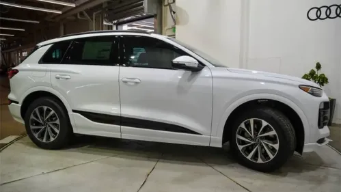 2025 Audi Q6 e-tron WA124BGF9SA038241