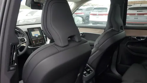 2025 Volvo XC90 YV4H60PA4S1375092
