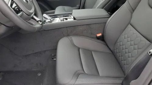 2025 Volvo XC90 YV4H60PA4S1375092