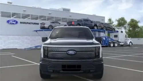 2025 Ford F-150 Lightning 1FTVW3LK8SWG11820